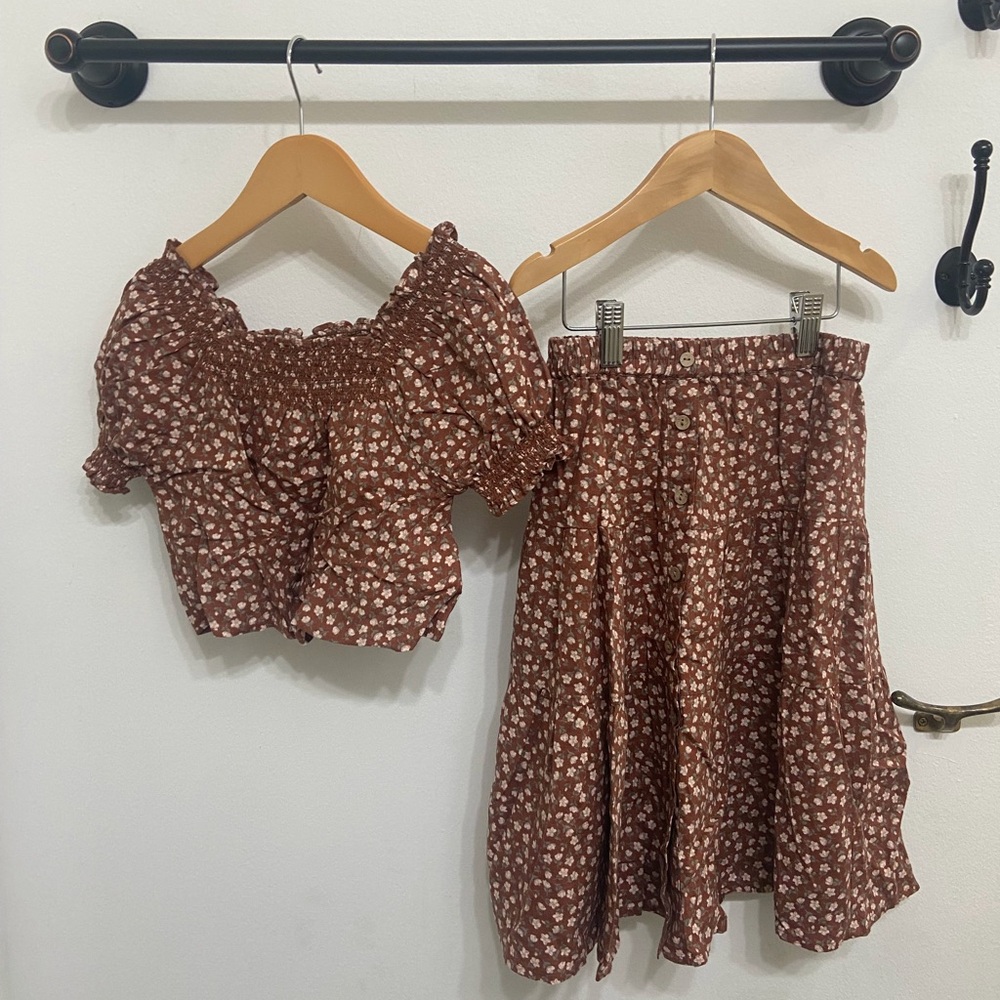 Rylee + Cru Top and Skirt Floral Set